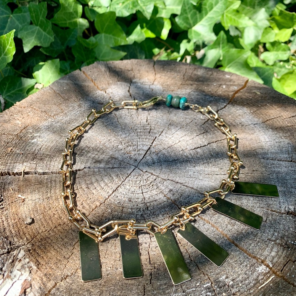 Womens choker